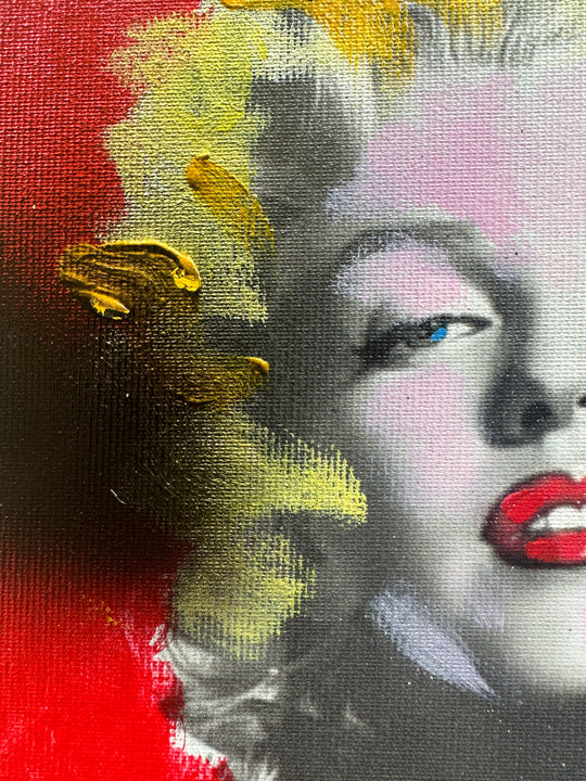 Rote Marilyn | Morgan