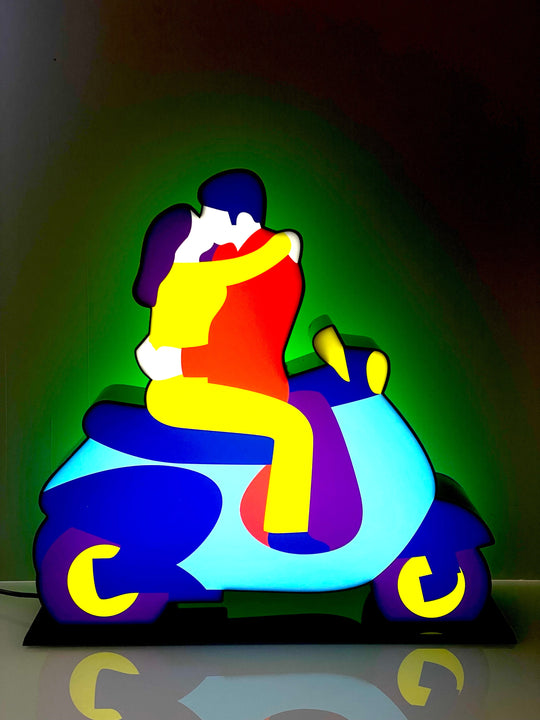 Lovers on a Scooter  | Marco Lodola