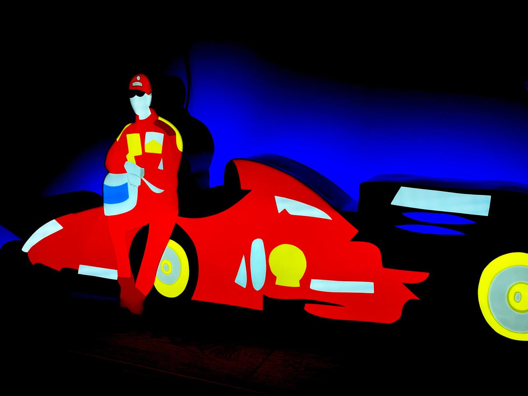 The Red of a Legend | Marco Lodola - Arte Focus™