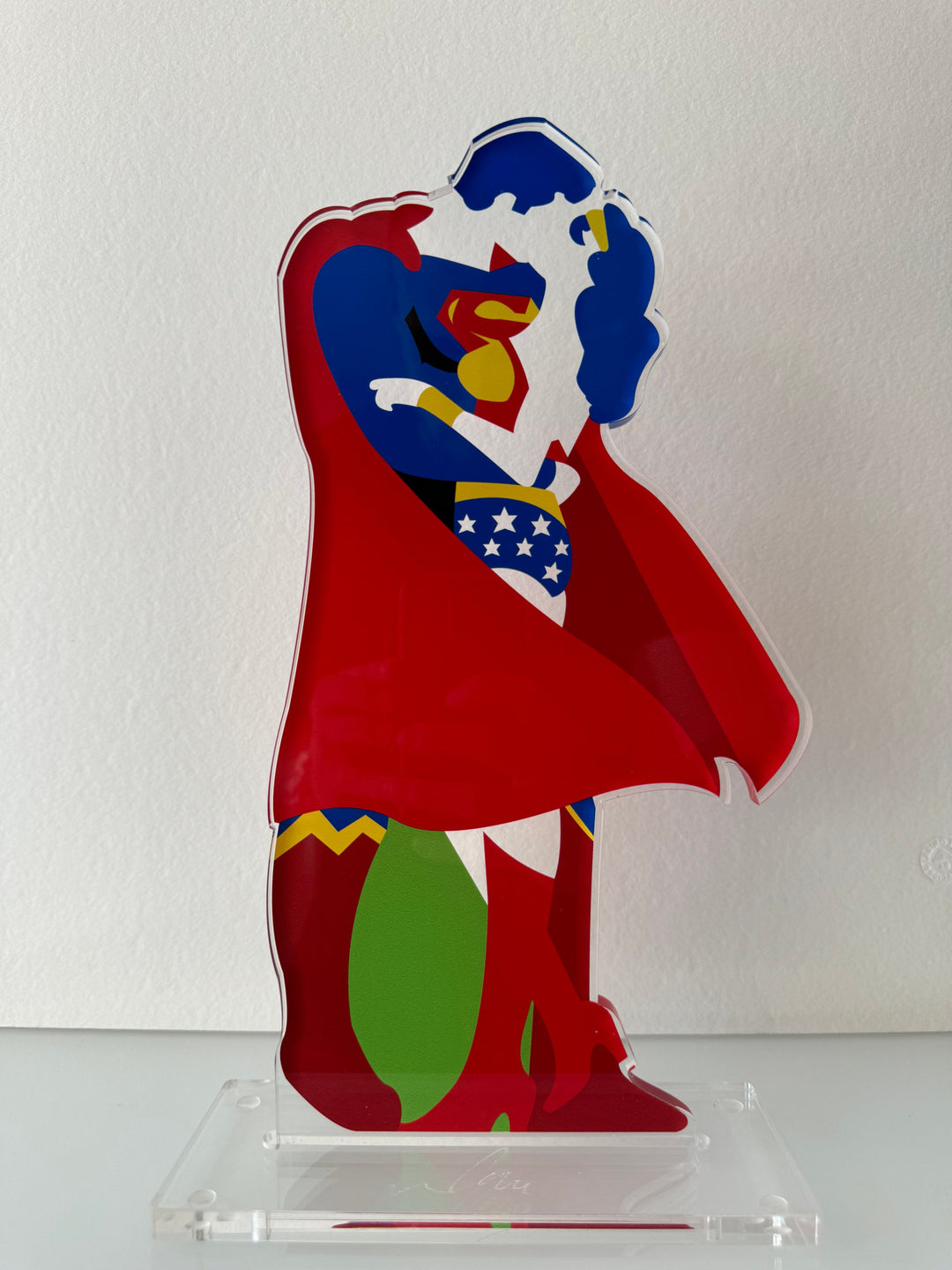 Superheroes in love  | Marco Lodola - Arte Focus™