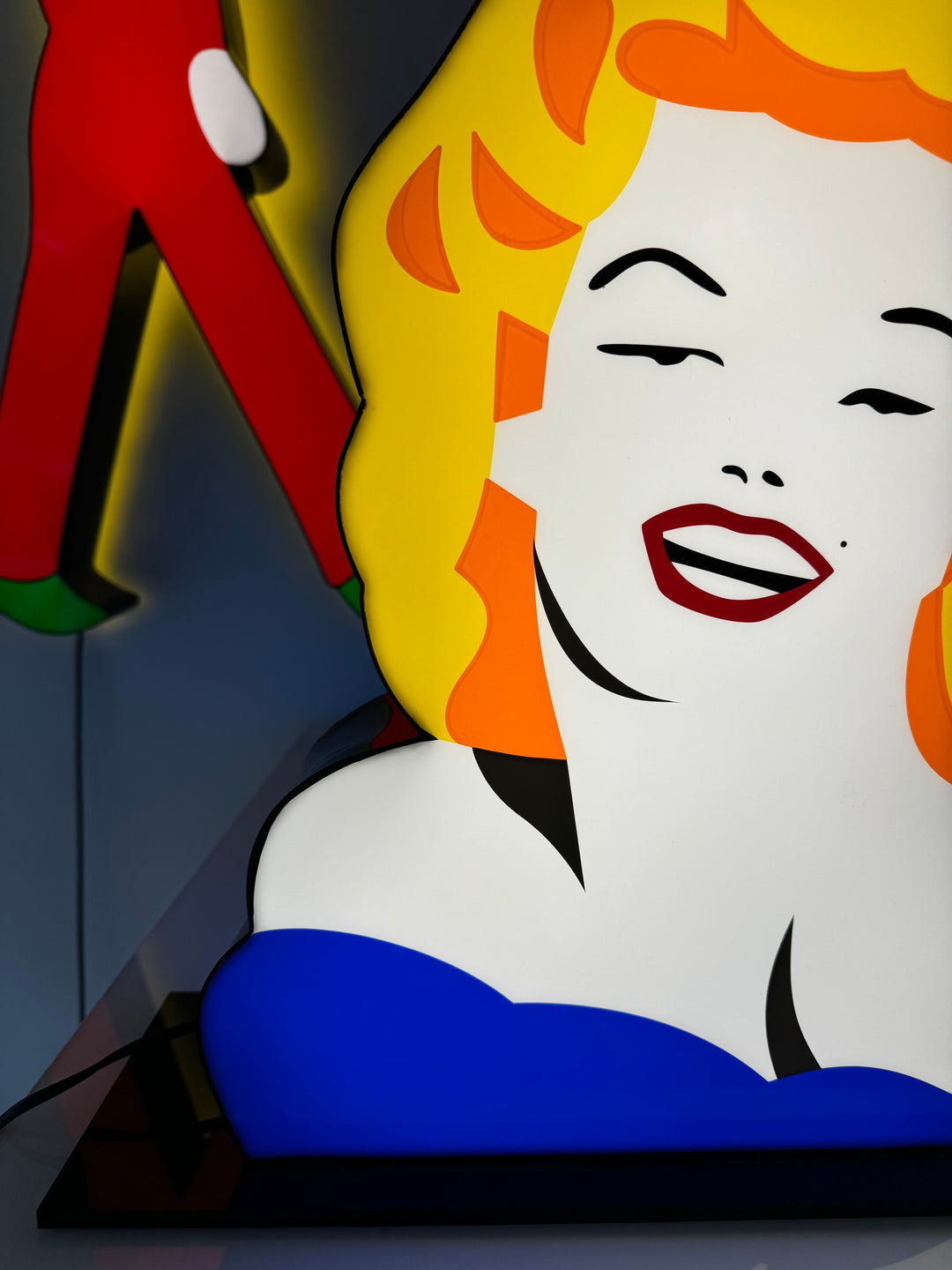 Icon | Marco Lodola - Arte Focus™